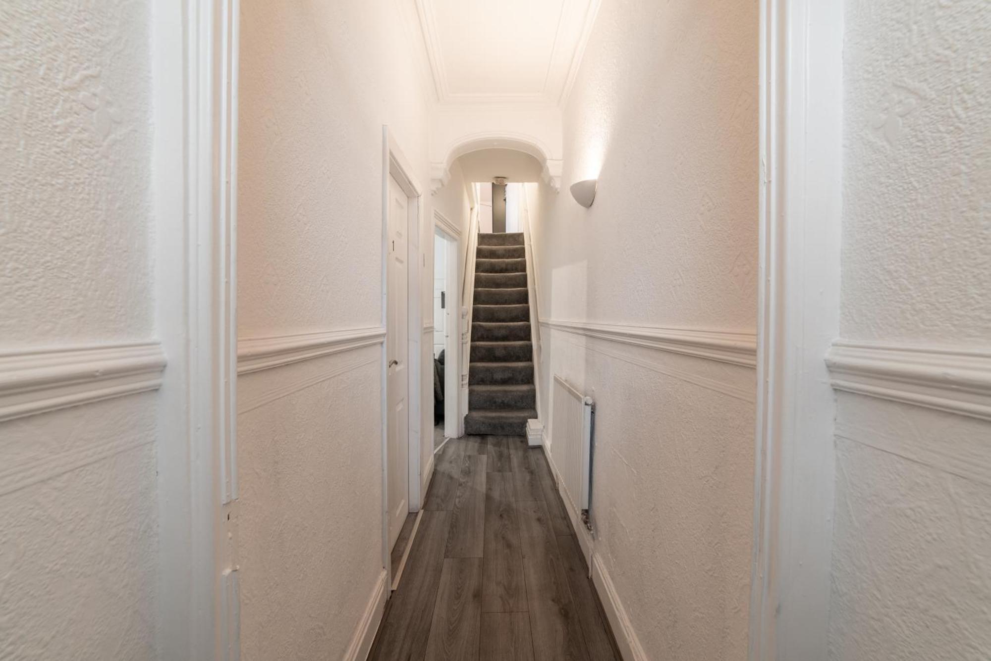 Cozy Rooms In Shared Accommodation Near Anfield Stadium With Parking And Wifi Liverpool Eksteriør billede